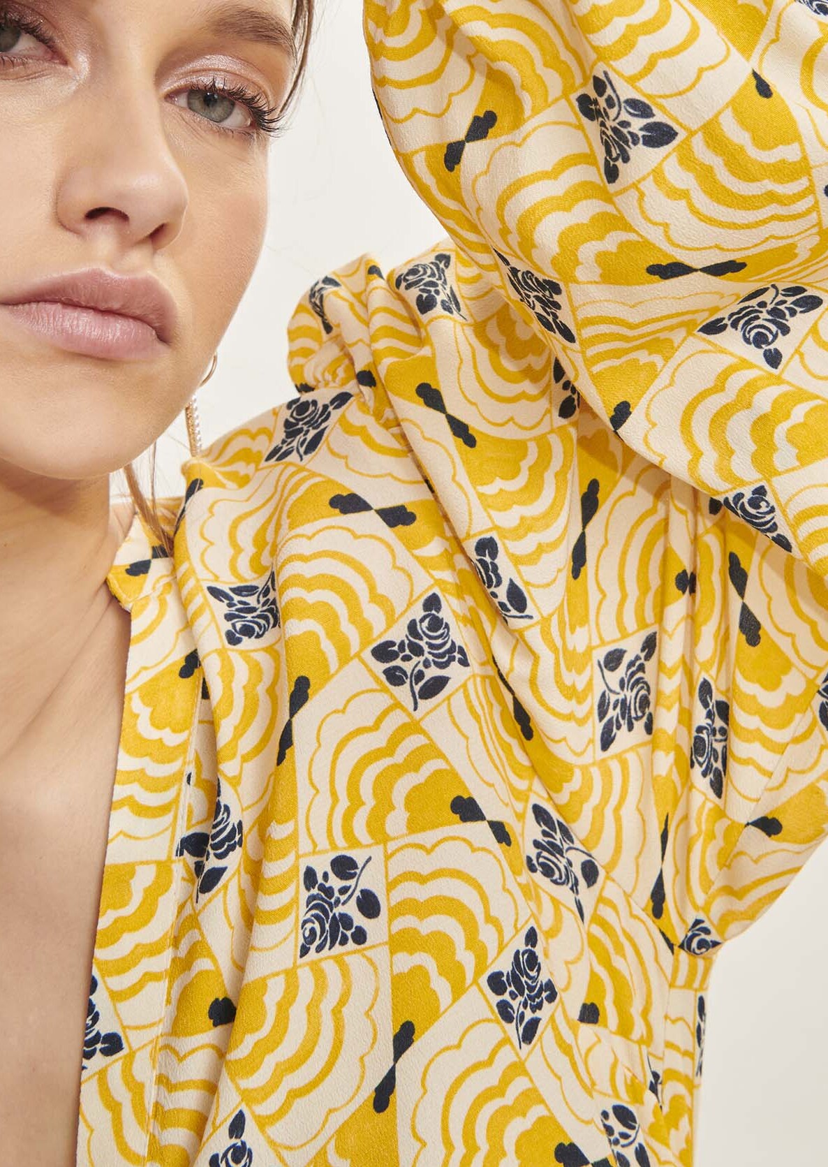 Chemise Constanza jaune imprimé fleuri Faume - seconde main