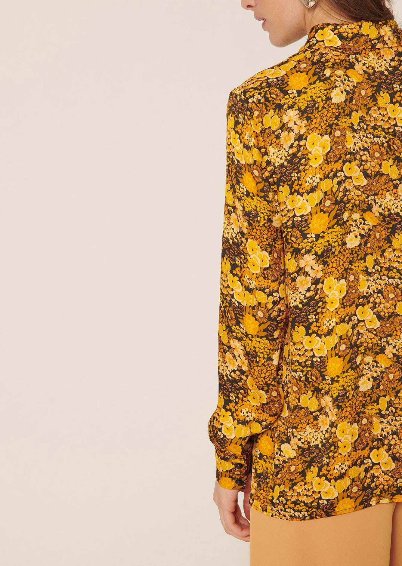 Chemise Caprice jaune imprimé fleurs Faume - seconde main